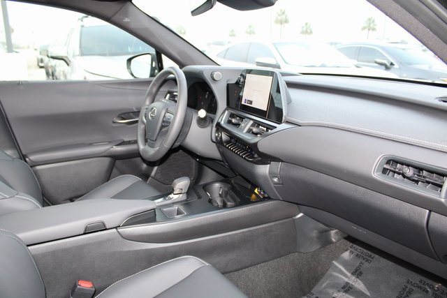 Certified 2025 Lexus UX 300h FWD image 5