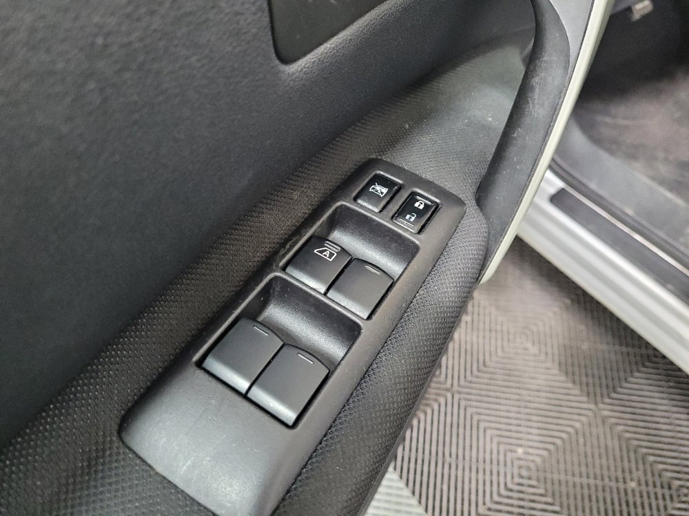 Used 2015 Nissan Rogue S w/ Convenience Package AWD/4WD image 27