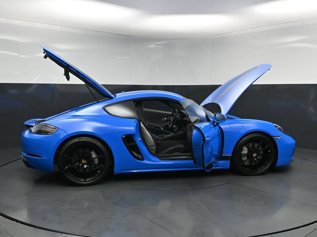 Used 2024 Porsche 718 Cayman GTS RWD image 33
