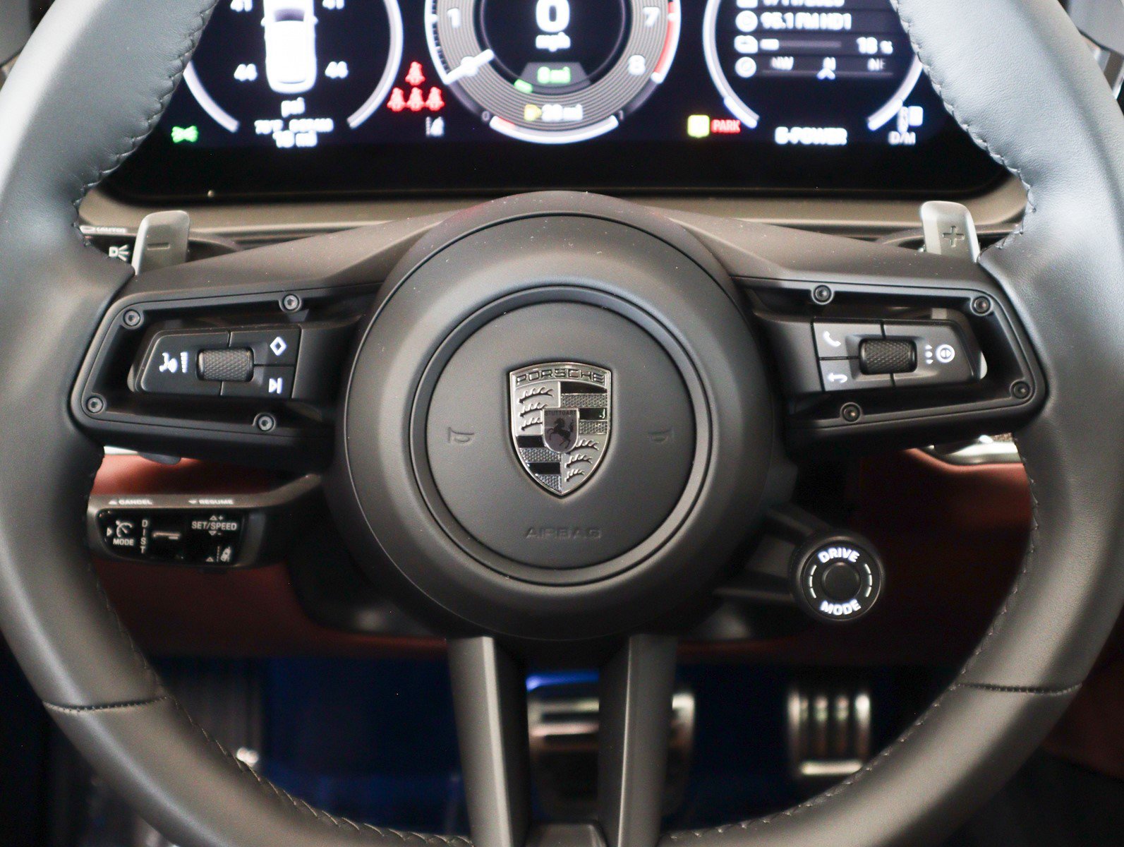 New 2026 Porsche Cayenne Turbo image 16