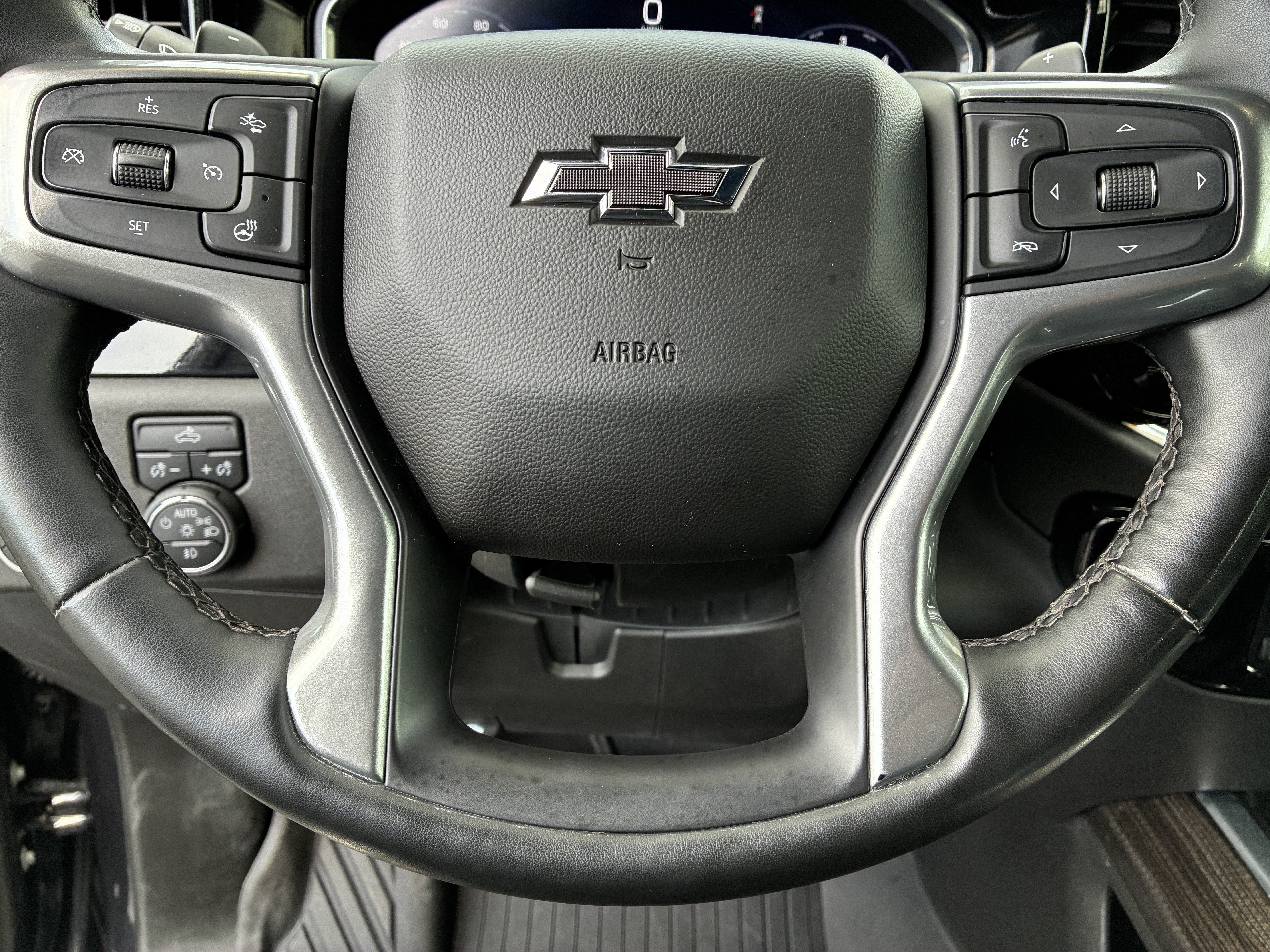 Used 2024 Chevrolet Silverado 1500 RST w/ Convenience Package II AWD/4WD image 28