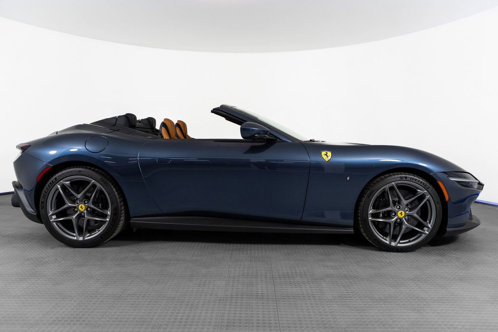 Certified 2025 Ferrari Roma Spider image 12