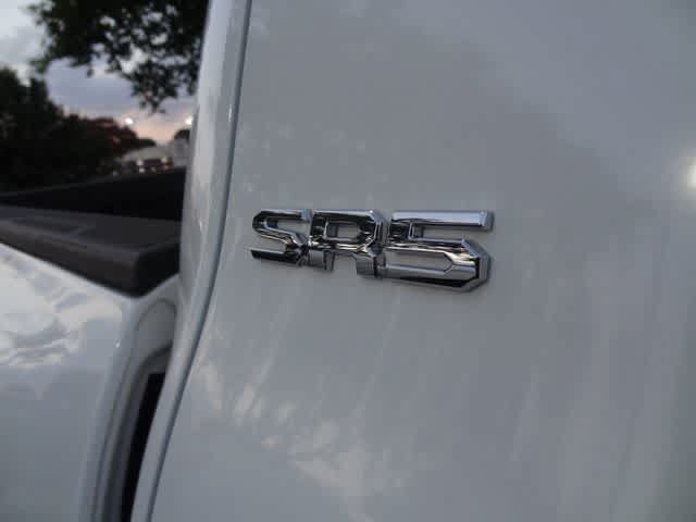 Used 2025 Toyota Tacoma SR5 AWD/4WD image 11