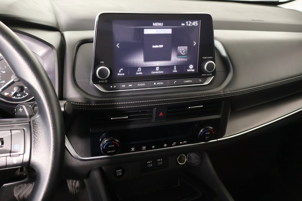 Used 2024 Nissan Rogue SV image 5