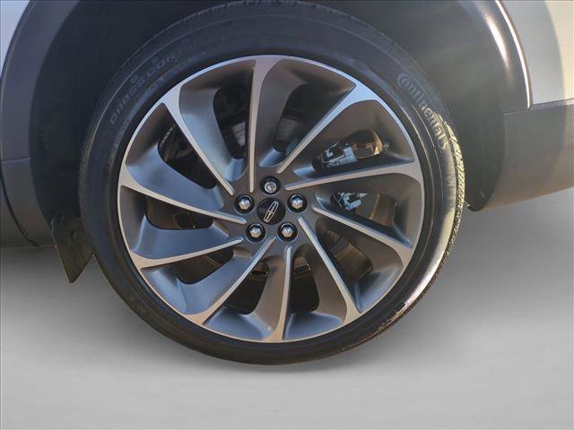 Used 2022 Lincoln Nautilus Reserve w/ Equipment Group 202A image 24