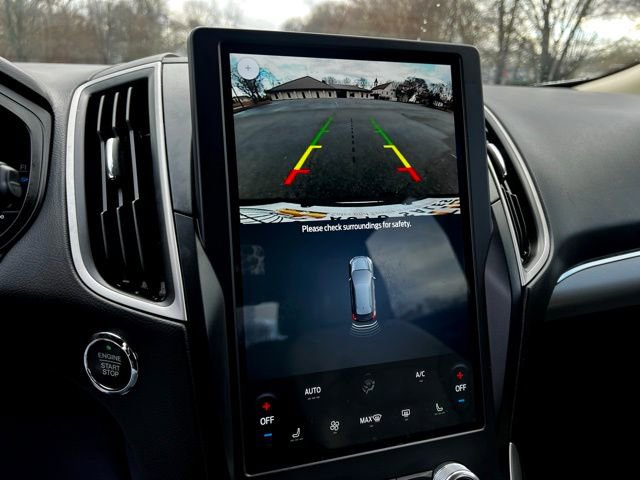 Used 2022 Ford Edge SEL image 41