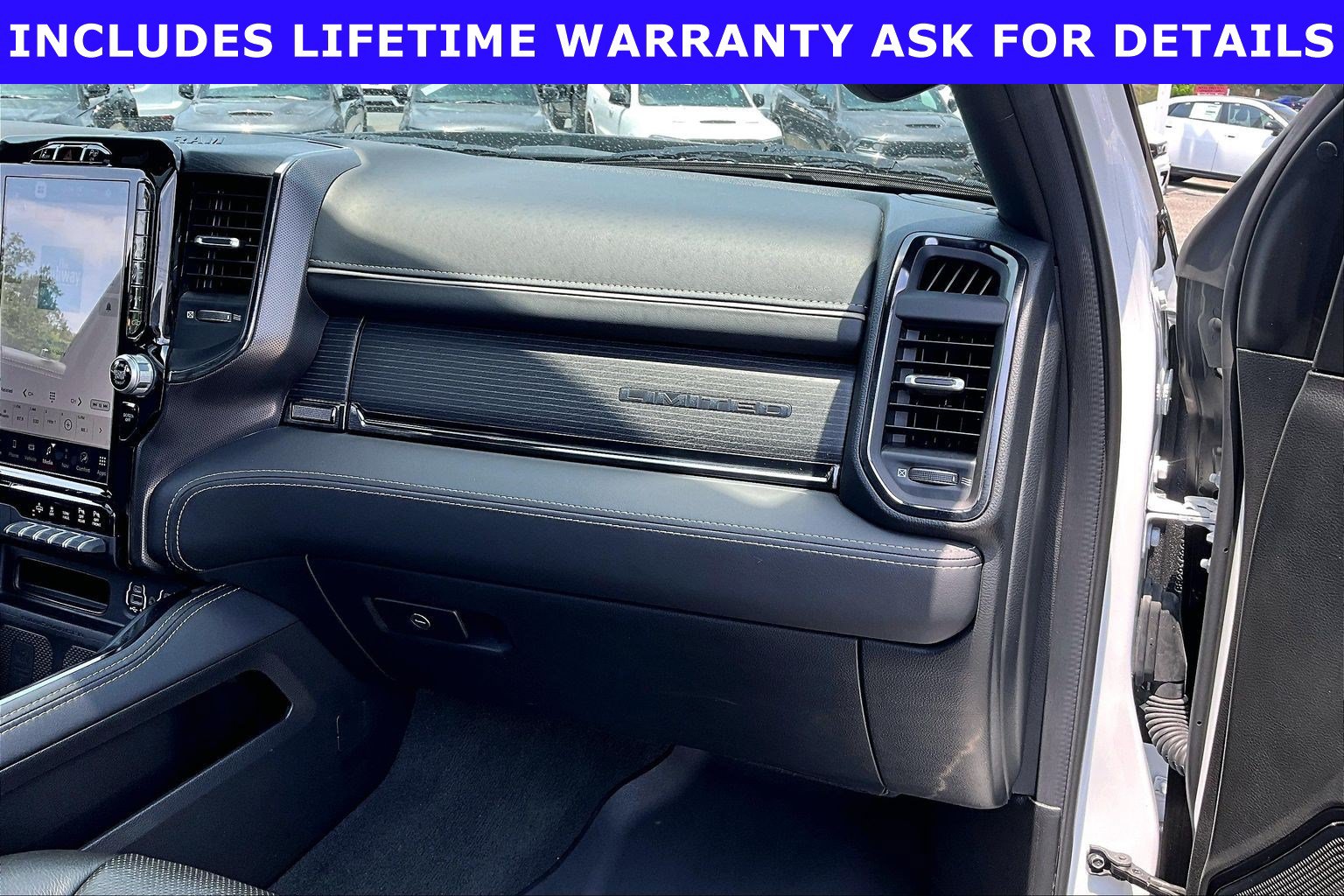 Used 2024 RAM 1500 Limited AWD/4WD image 13