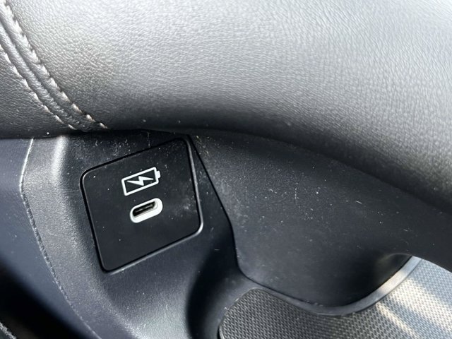 Used 2024 Honda HR-V EX-L image 31