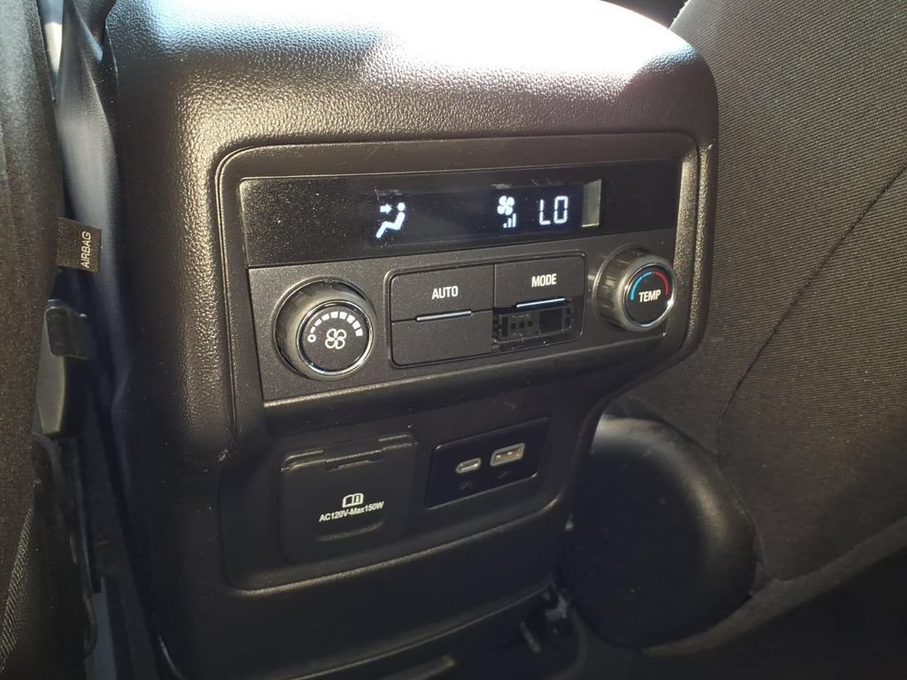 Used 2023 GMC Acadia SLE w/ Driver Convenience Package AWD/4WD image 16