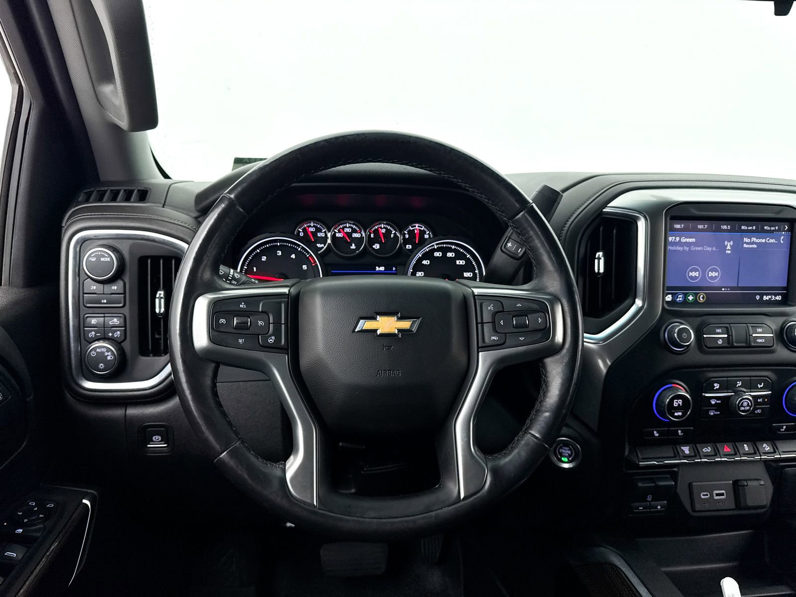 Used 2022 Chevrolet Silverado 2500 LT w/ Convenience Package image 33