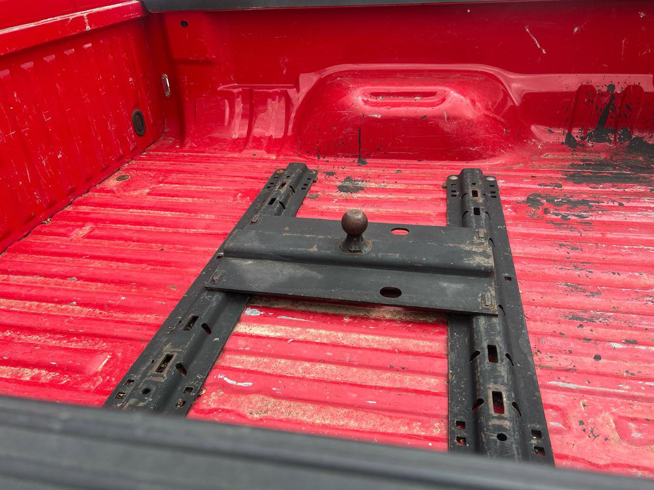 Used 2010 Ford F250 Lariat image 11