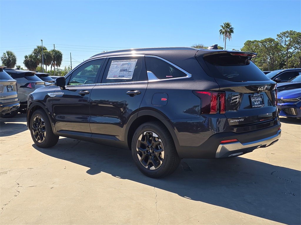 New 2026 Kia Sorento S image 6