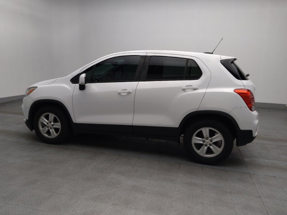 Used 2020 Chevrolet Trax LS w/ Tint and Cruise Package FWD image 3