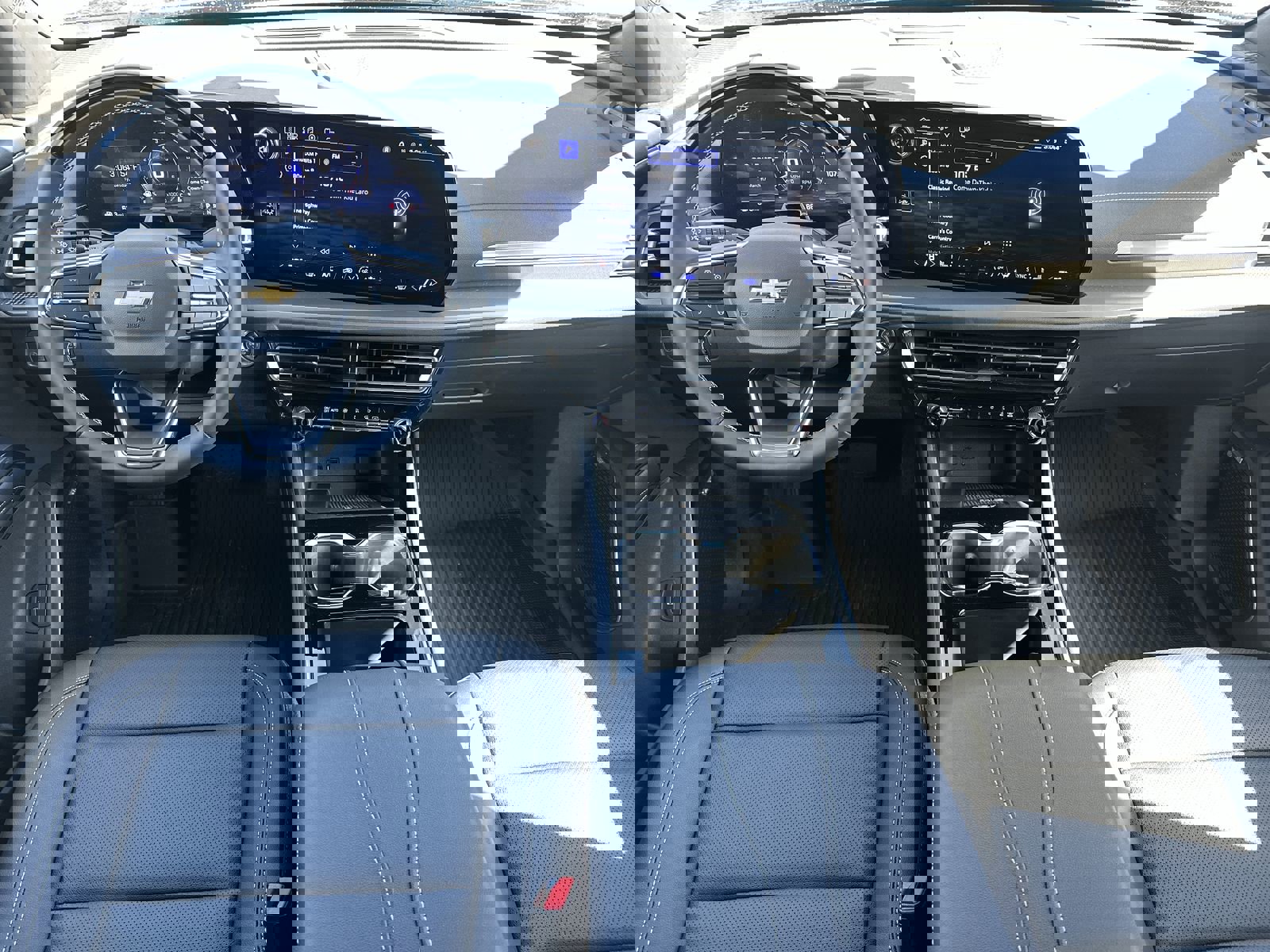 Certified 2025 Chevrolet Traverse LT w/ Enhanced Driving Package image 18