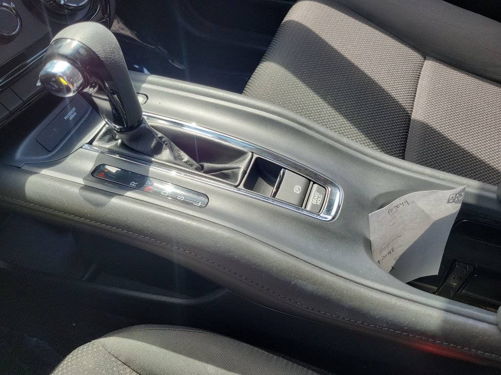 Certified 2022 Honda HR-V LX image 30
