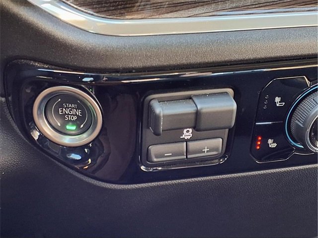 Used 2025 Chevrolet Silverado 2500 LT image 15