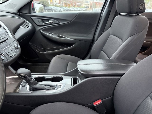 Used 2024 Chevrolet Malibu LT image 26