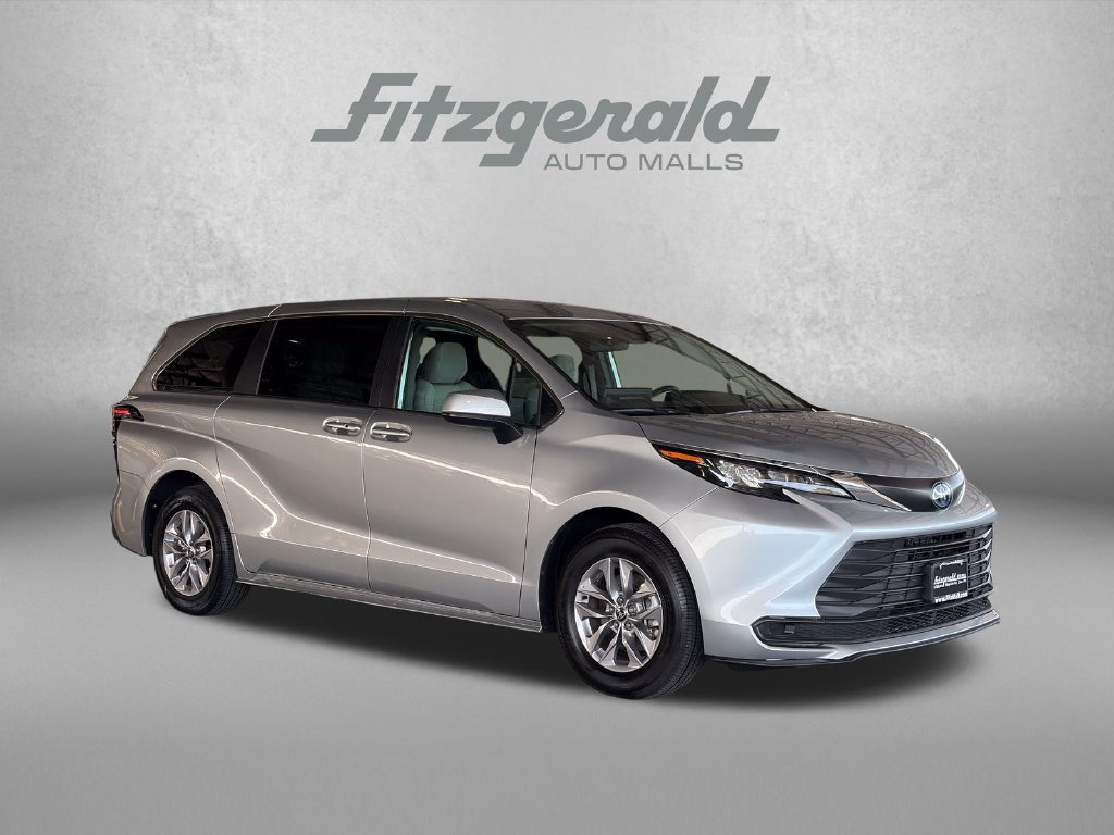 Certified 2025 Toyota Sienna LE FWD 360° Tour