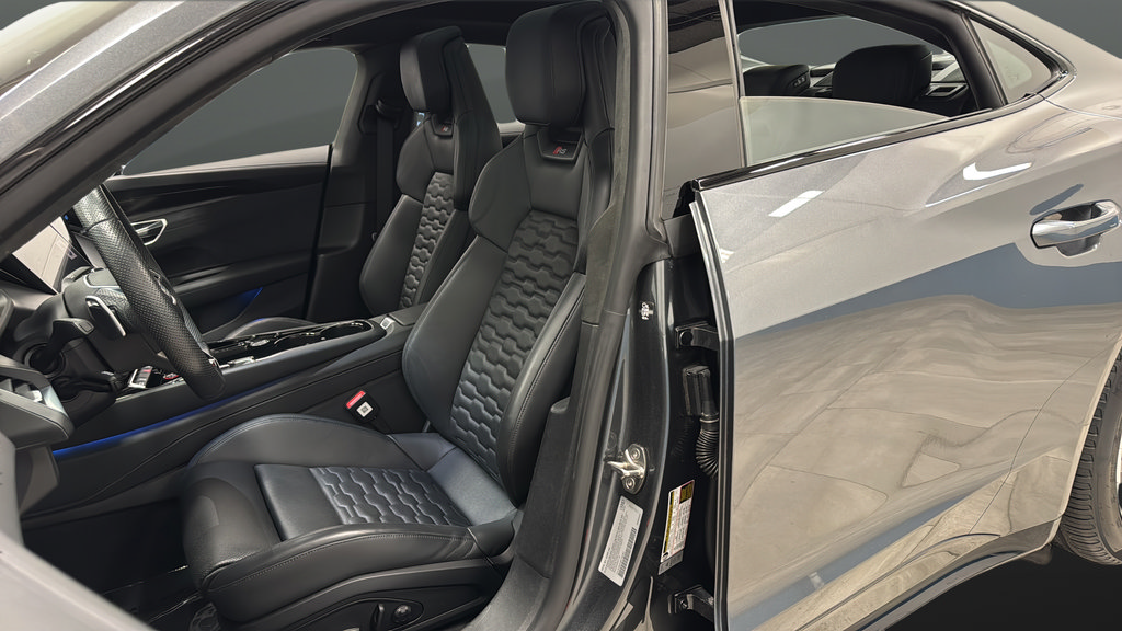 Used 2024 Audi RS e-tron GT w/ Carbon Performance Package AWD/4WD image 9