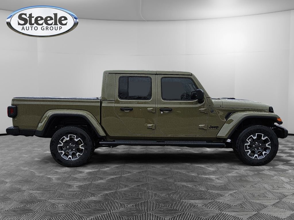 New 2026 Jeep Gladiator Sport S image 6