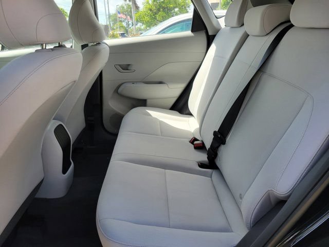 Used 2026 Hyundai Kona SE FWD image 7