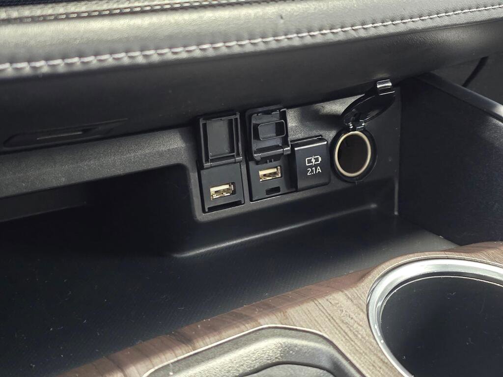 Used 2021 Toyota Highlander Platinum image 35