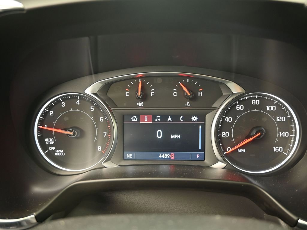 Used 2025 Chevrolet Blazer LT FWD image 11