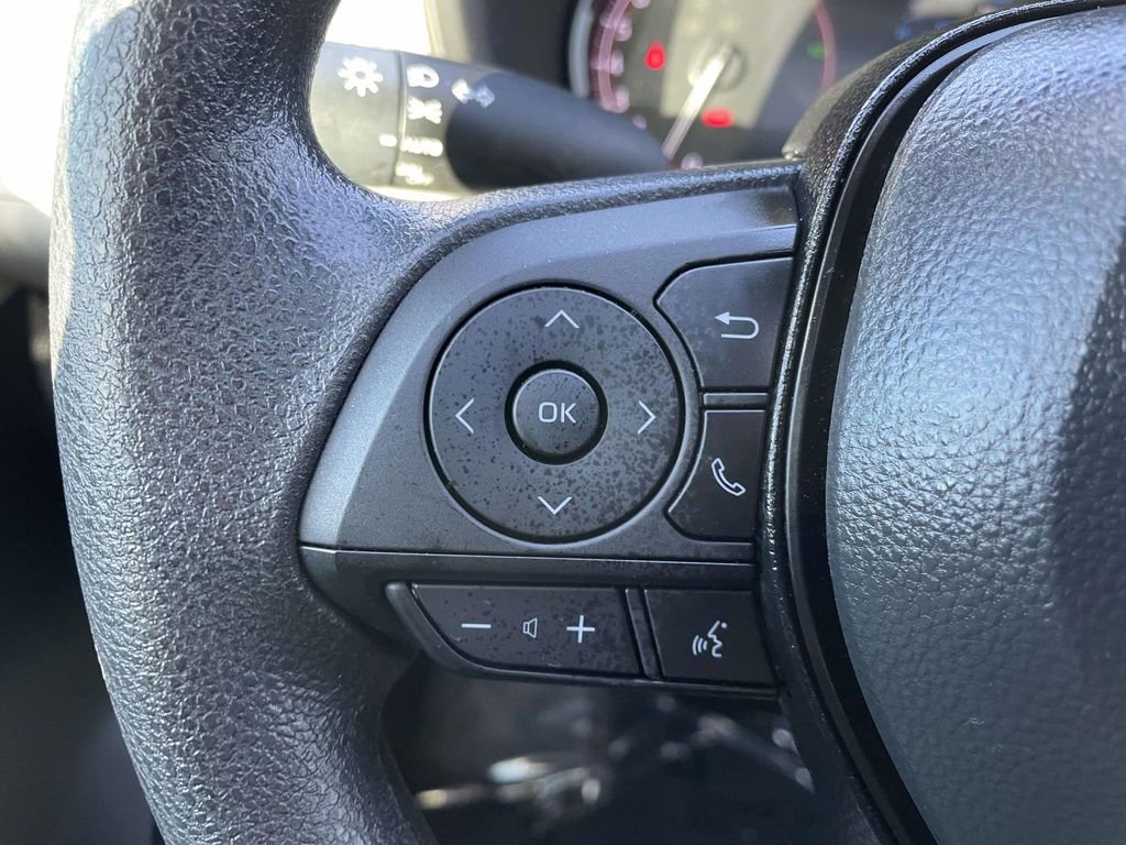 Used 2024 Toyota RAV4 XLE w/ Convenience Package image 33