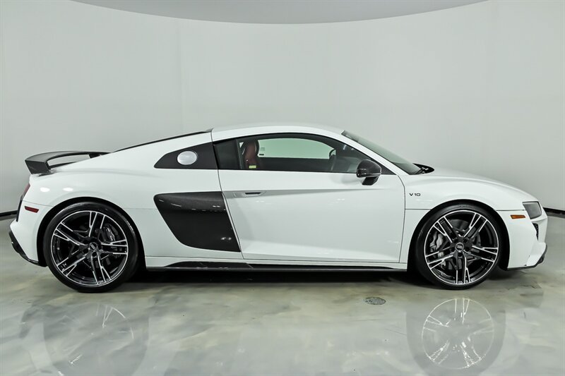 Used 2020 Audi R8 V10 performance AWD/4WD image 12