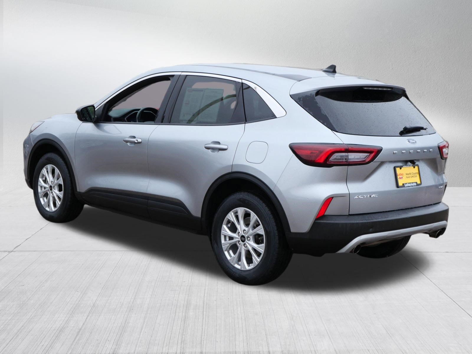 Certified 2024 Ford Escape Active AWD/4WD image 5
