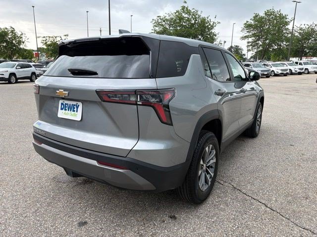 Used 2026 Chevrolet Equinox LT AWD/4WD image 5