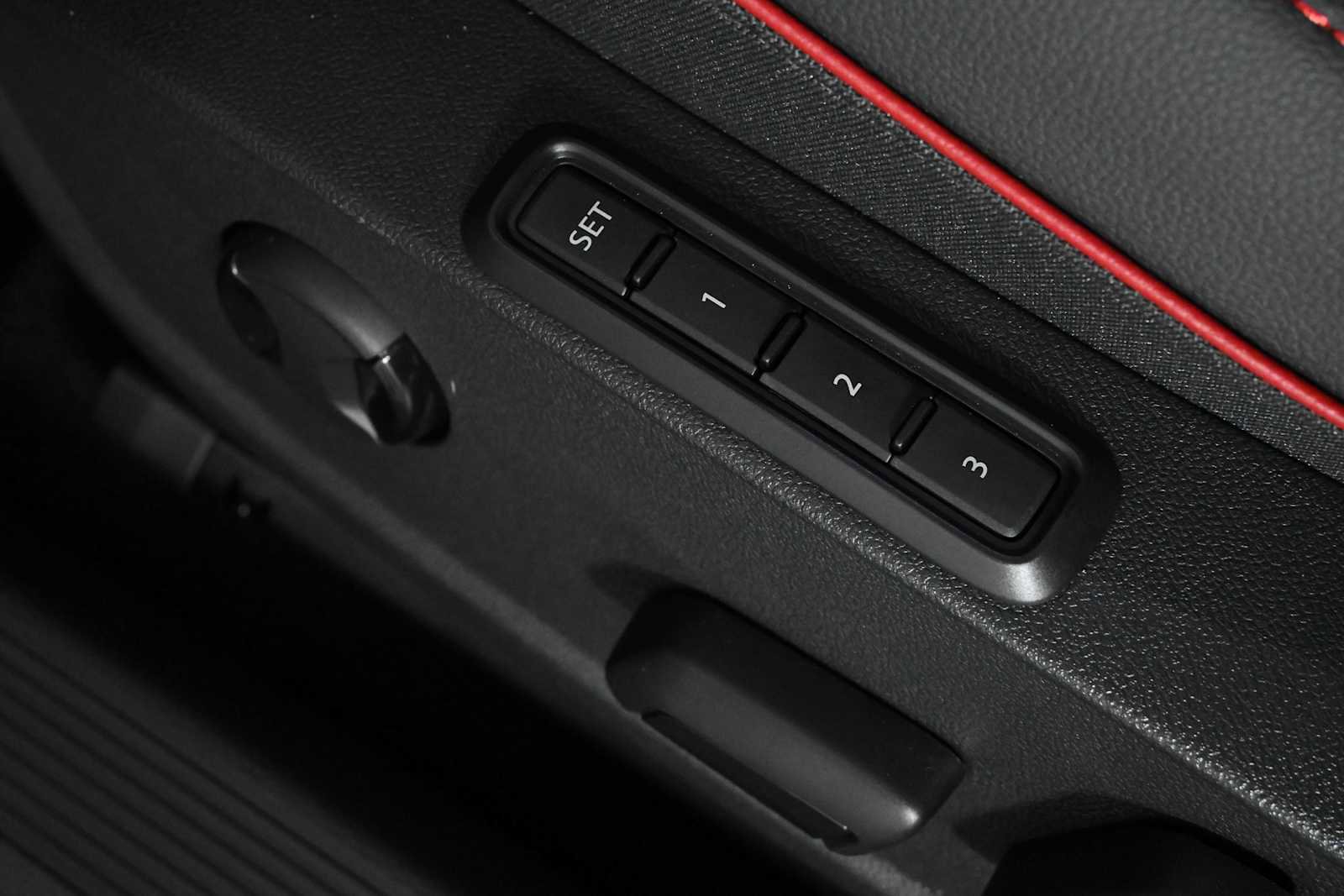 New 2026 Volkswagen GTI SE FWD image 20