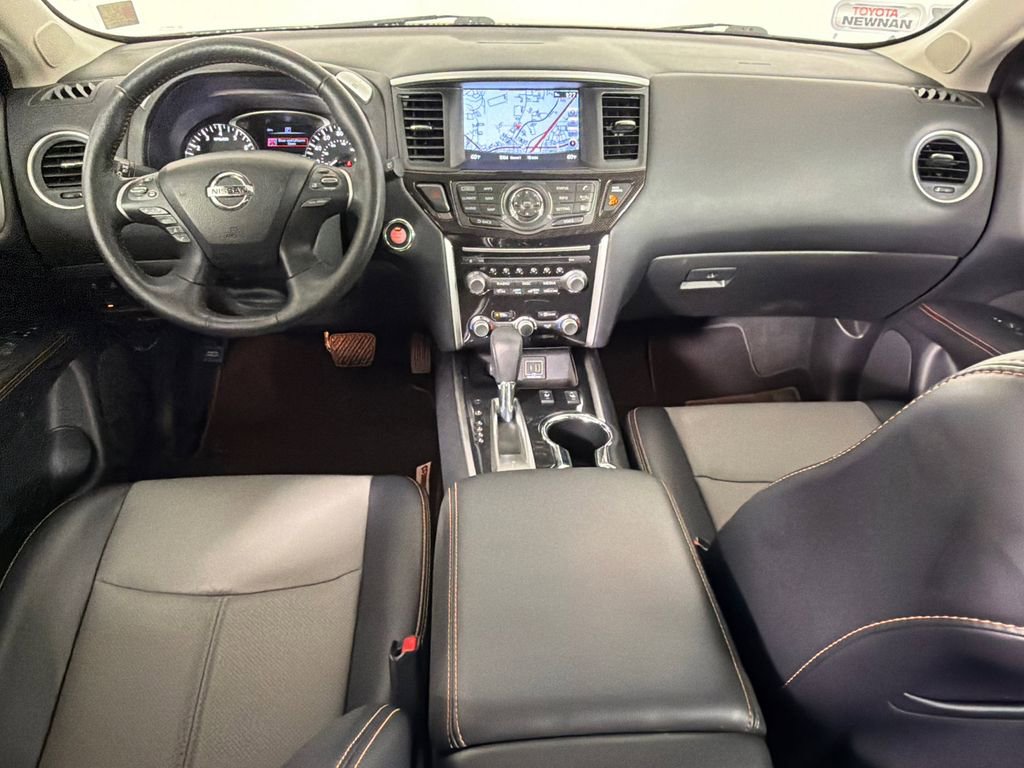 Used 2016 Lexus IS 200t w/ F Sport Package RWD image 25