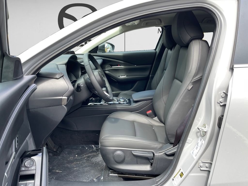 New 2025 MAZDA CX-30 AWD 2.5 S w/ Select Sport Pkg image 8