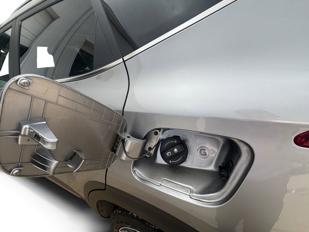 Used 2023 Kia Seltos SX image 20