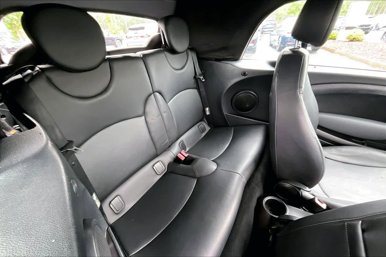 Used 2011 MINI Cooper Convertible FWD image 18