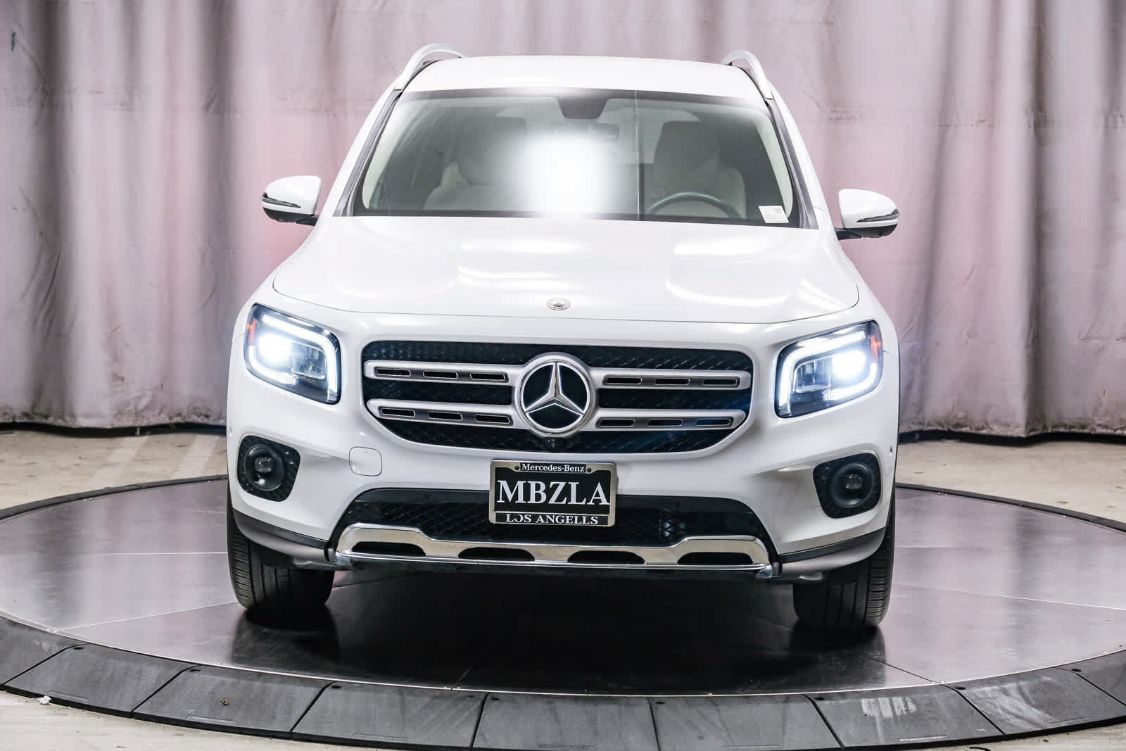 Used 2022 Mercedes-Benz GLB 250 4MATIC image 6