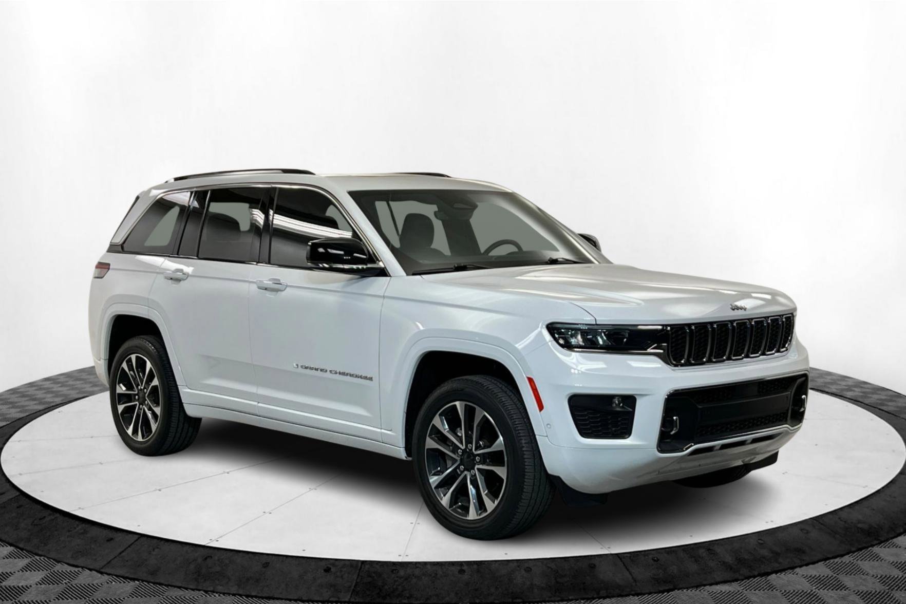 Certified 2022 Jeep Grand Cherokee Overland image 7