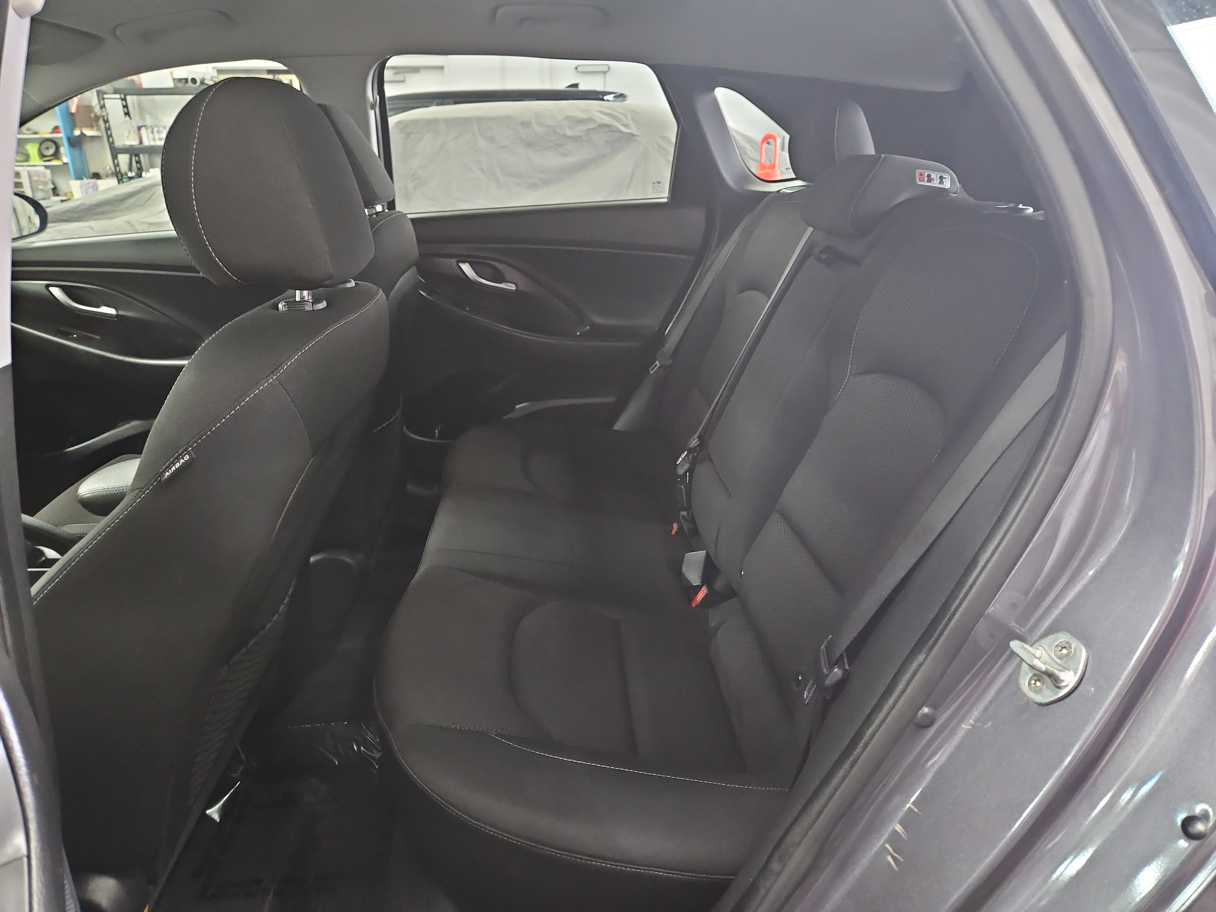 Used 2019 Hyundai Elantra GT image 11