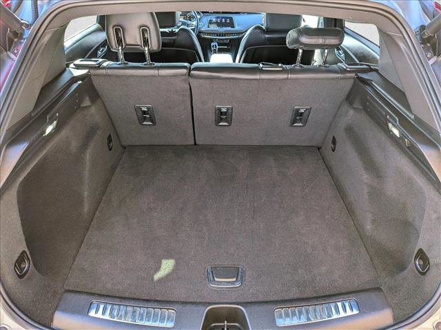 Used 2023 Cadillac XT4 Premium Luxury AWD/4WD image 19