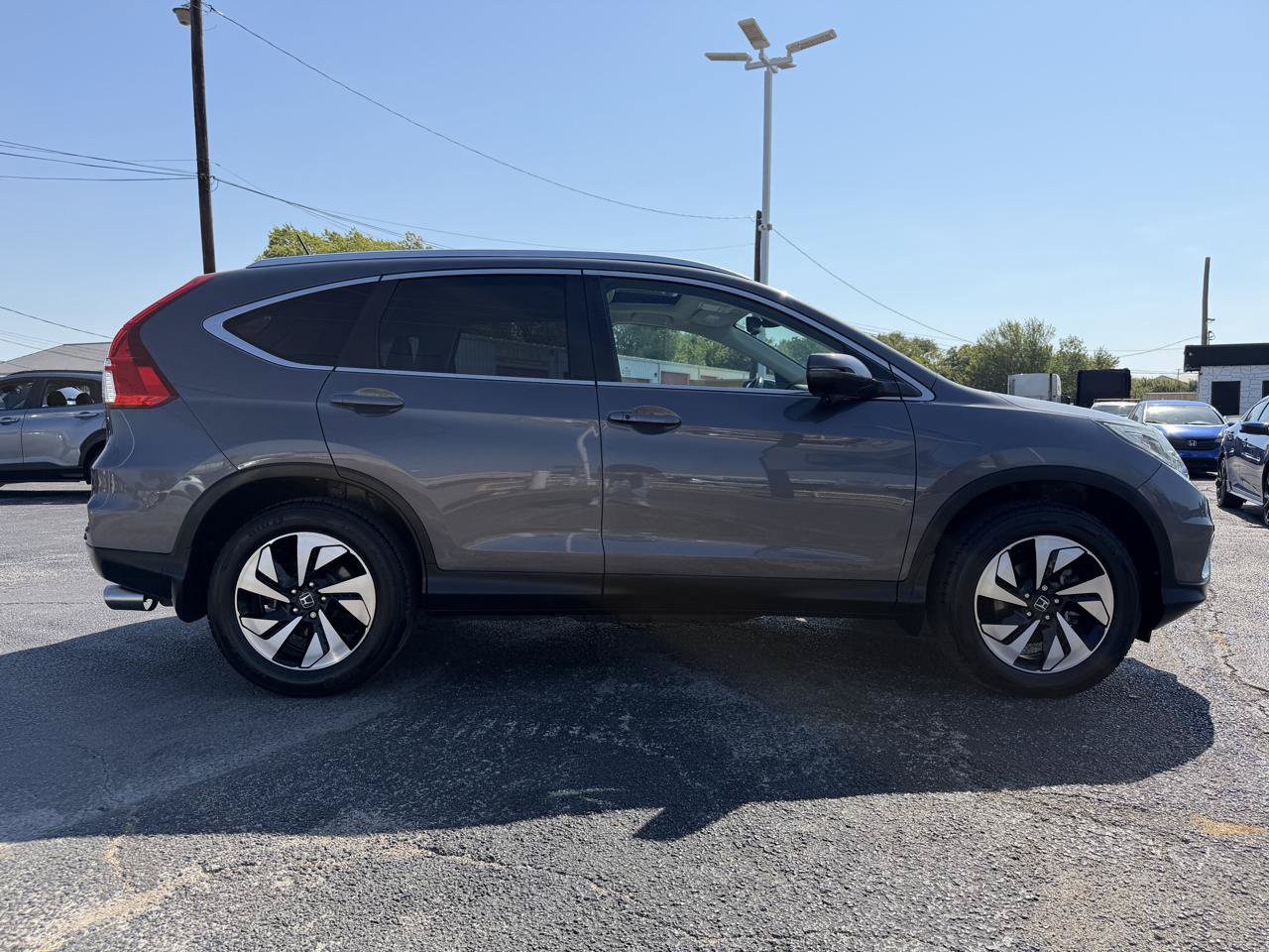 Used 2015 Honda CR-V Touring image 4