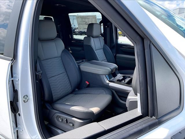 New 2026 Chevrolet Silverado 2500 ZR2 w/ LPO, Dark Essentials Package AWD/4WD image 29