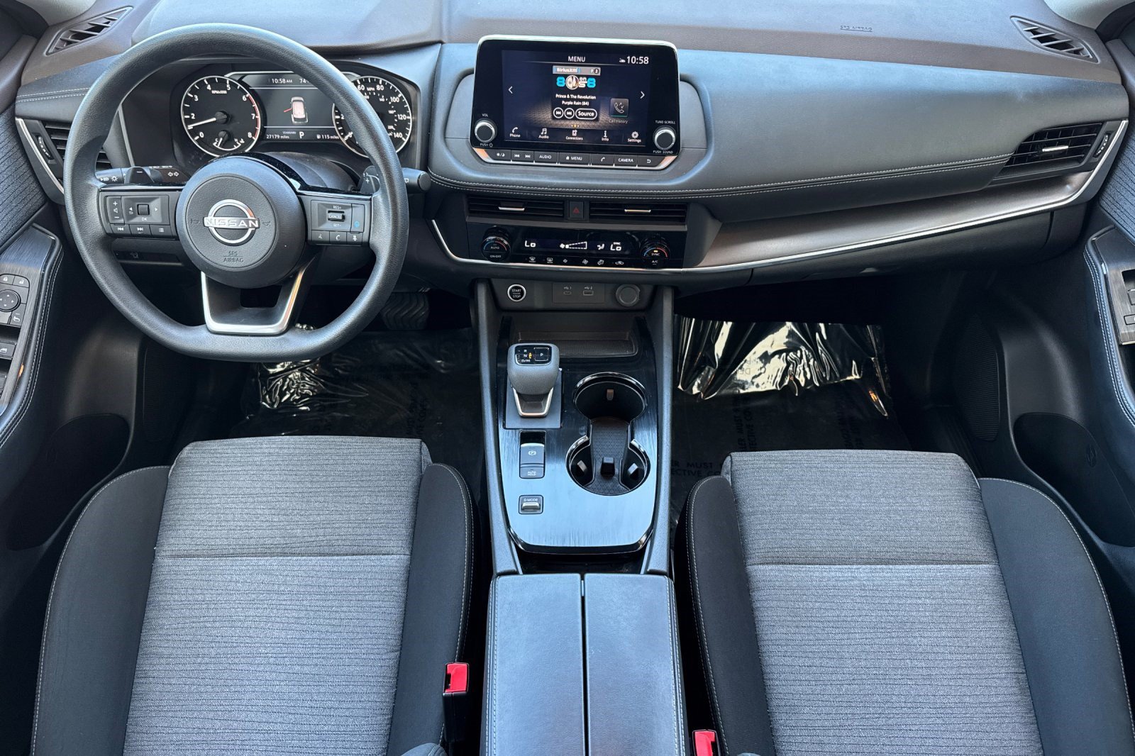 Used 2023 Nissan Rogue SV FWD image 15