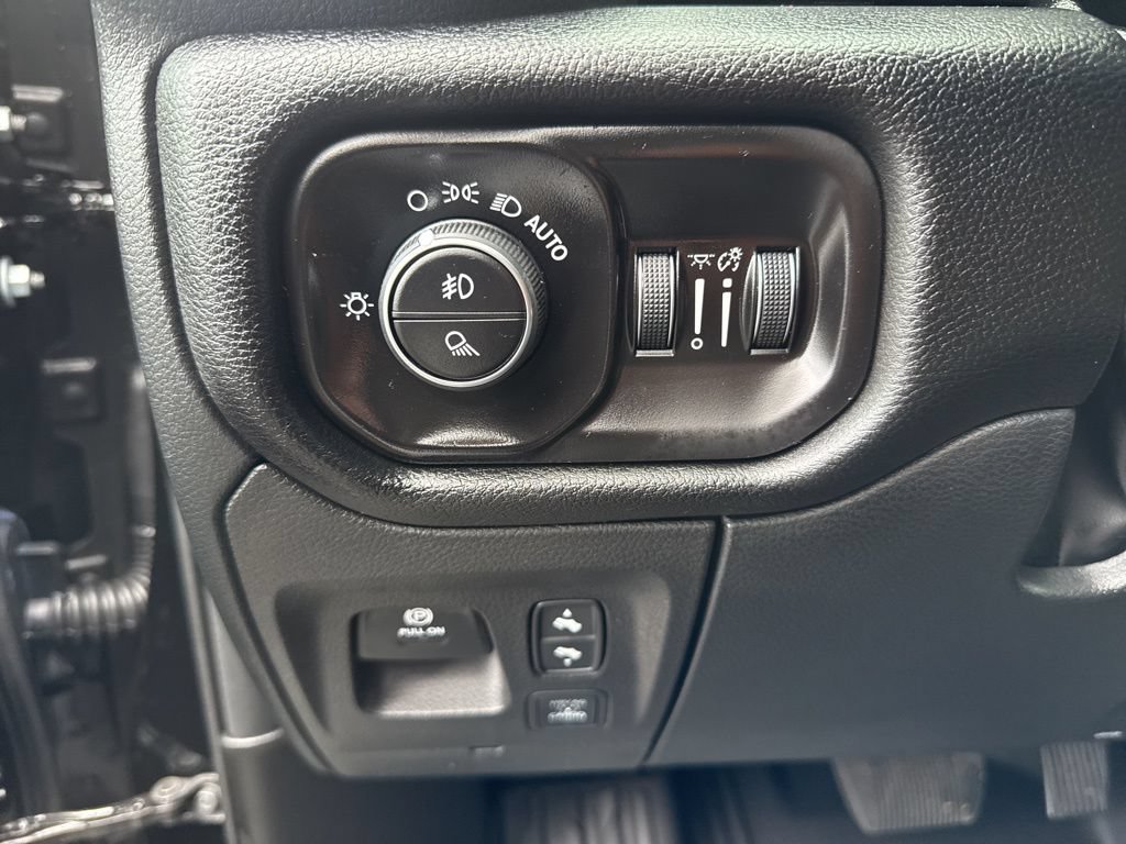 New 2026 RAM 1500 Big Horn AWD/4WD image 15
