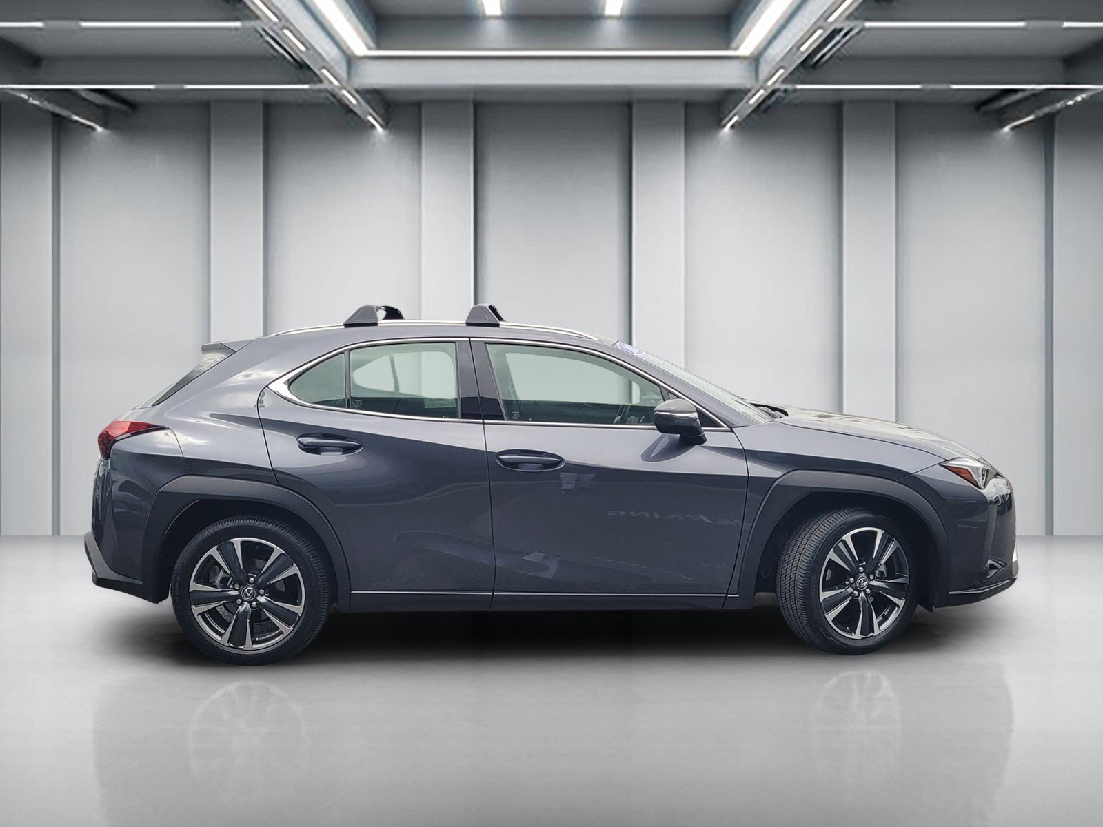 Certified 2025 Lexus UX 300h FWD w/ Accessory Package (Z2) image 4