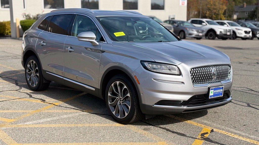 Used 2023 Lincoln Nautilus Reserve w/ Equipment Group 201A AWD/4WD image 9