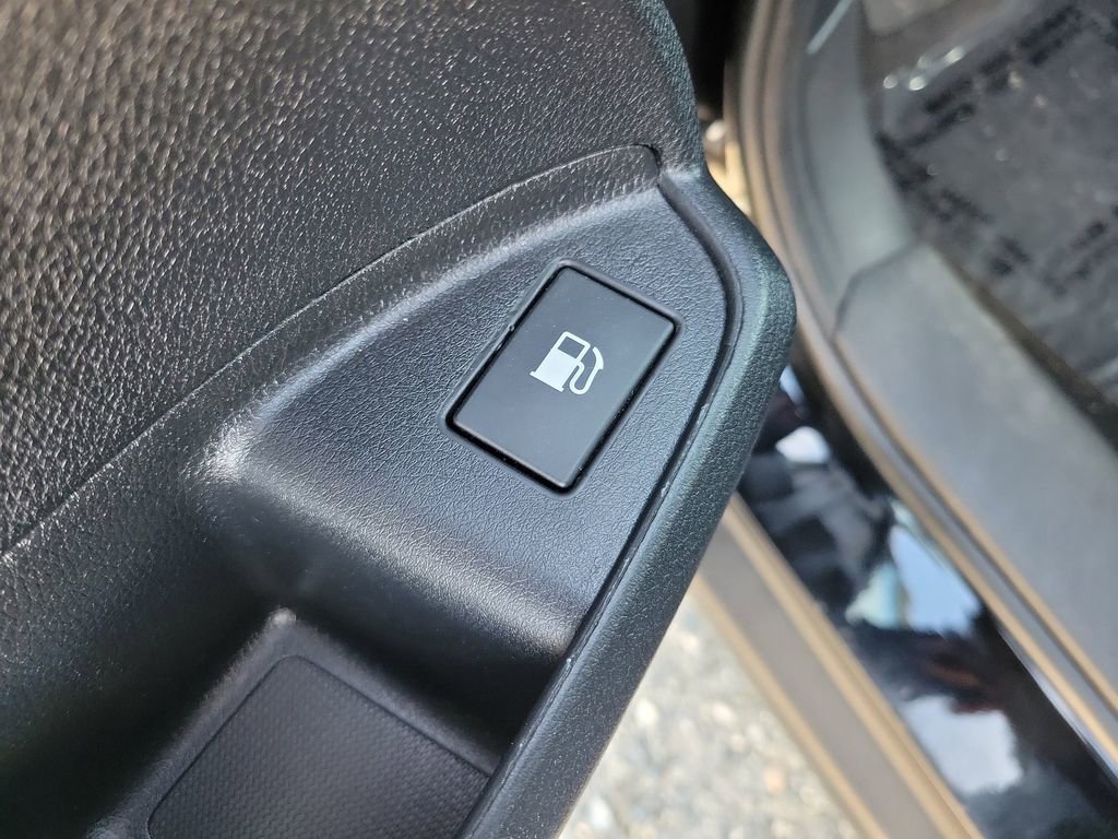 Used 2021 Honda Passport Sport image 16