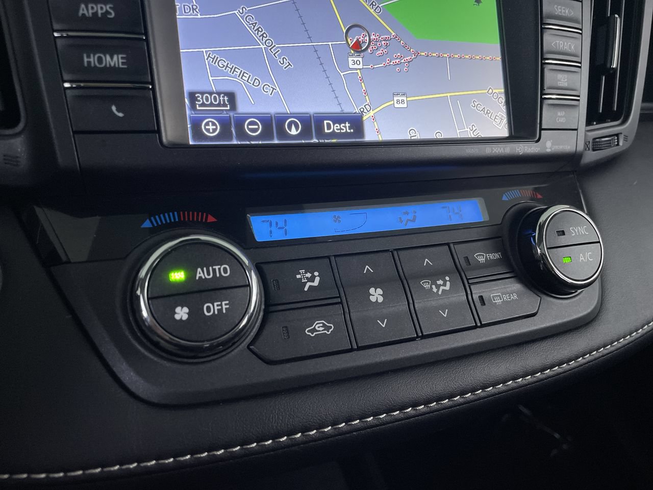 Used 2018 Toyota RAV4 Limited AWD/4WD image 20