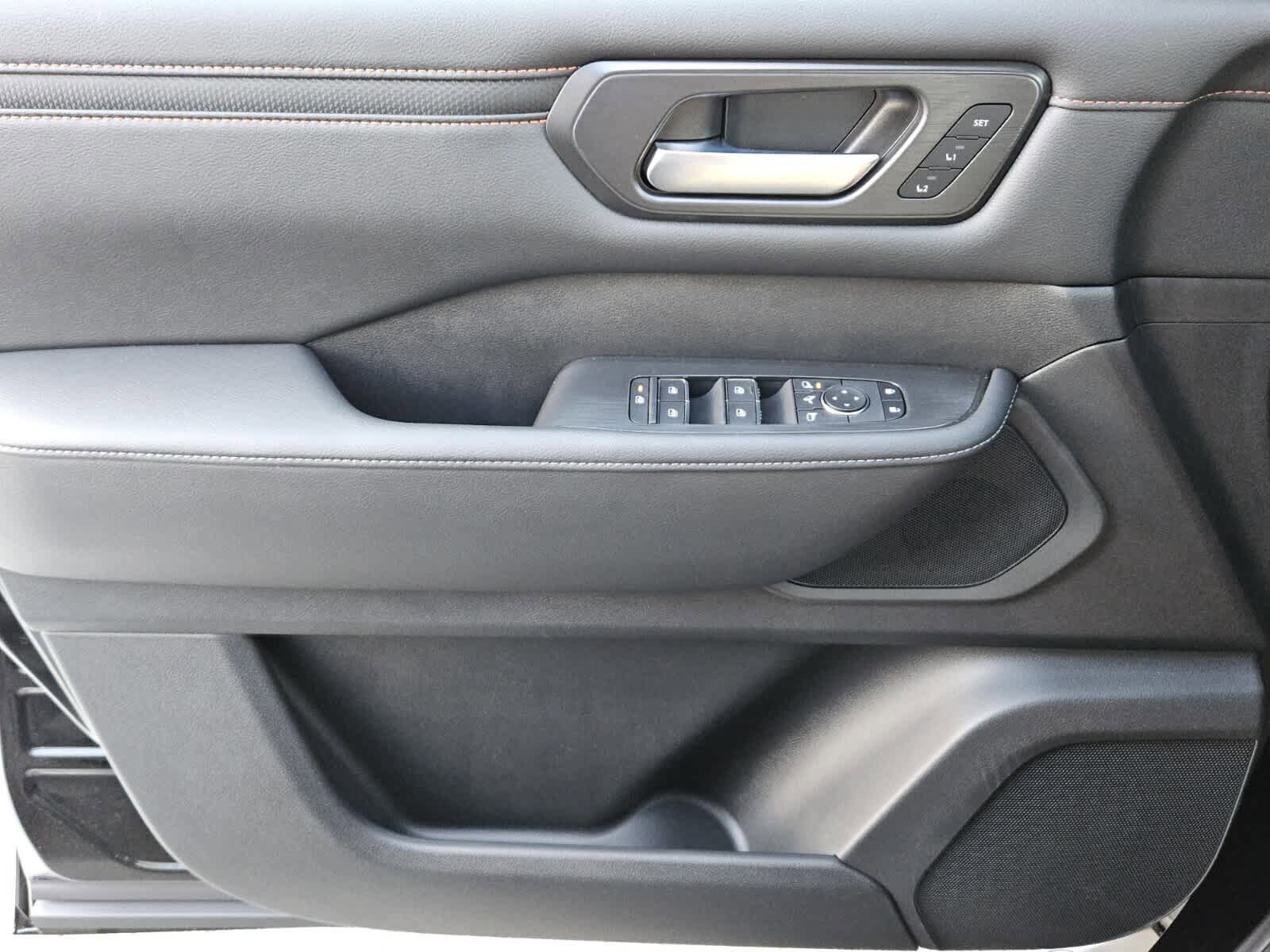 New 2026 Nissan Armada PRO-4X w/ Captain's Chari Seat Package image 15