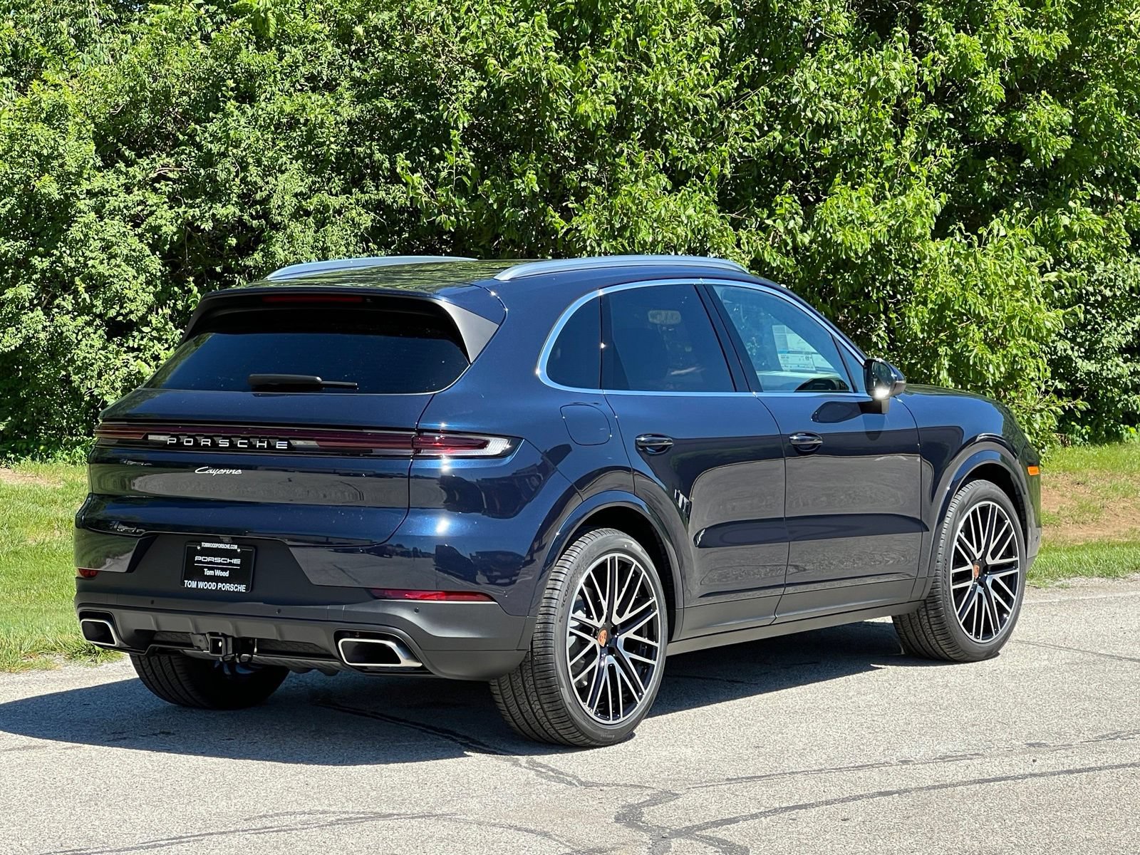 New 2026 Porsche Cayenne AWD/4WD image 6